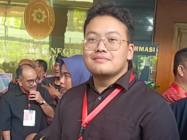 Abraham Garuda Laksono Kawal Sidang Putusan Hasto Kristiyanto di PN Jakarta